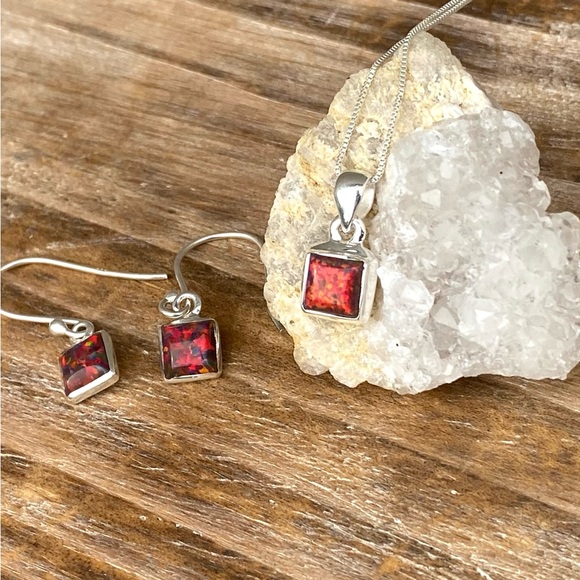 💥SET💥Red Fire Opal Necklace & Earrings - Picture 9 of 14